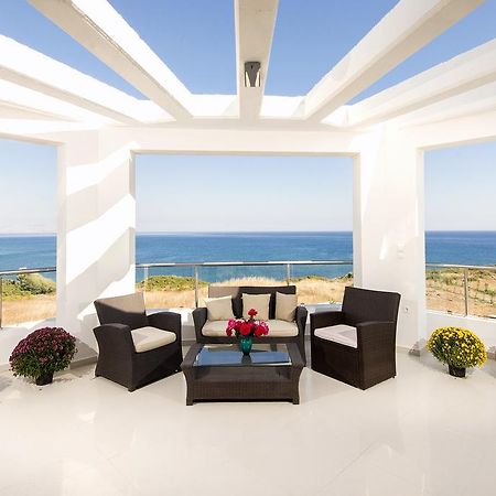 Olga Luxury Beach Front Villas Lakhaniá Rum bild