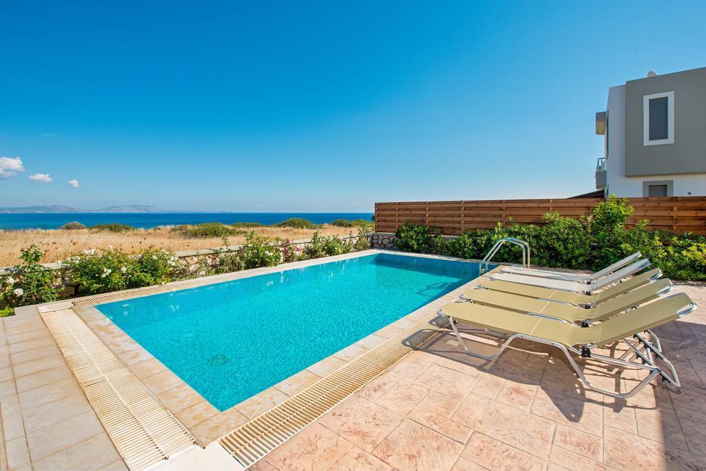 Olga Luxury Beach Front Villas Lakhaniá Exteriör bild