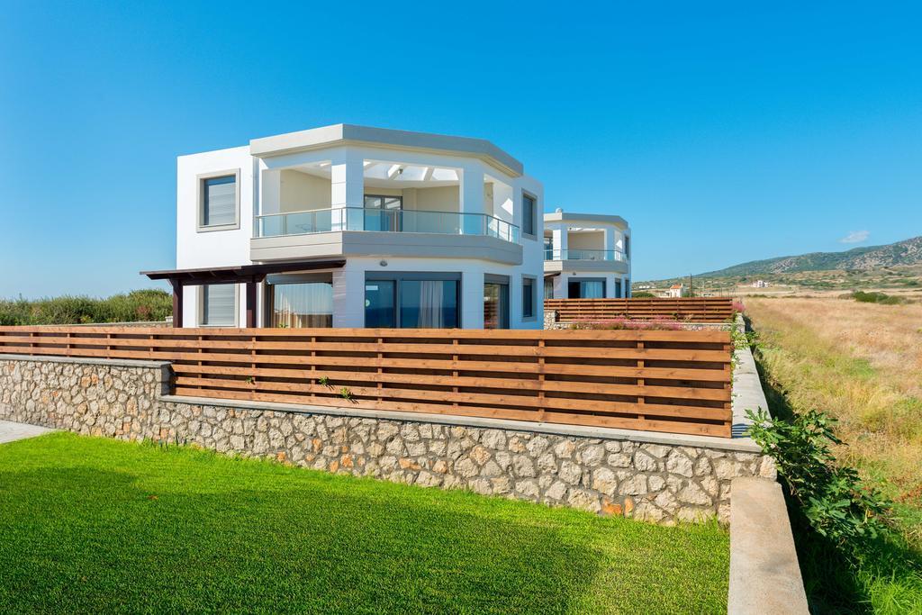 Olga Luxury Beach Front Villas Lakhaniá Exteriör bild