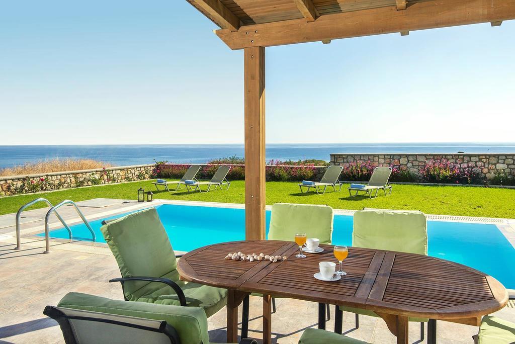 Olga Luxury Beach Front Villas Lakhaniá Exteriör bild